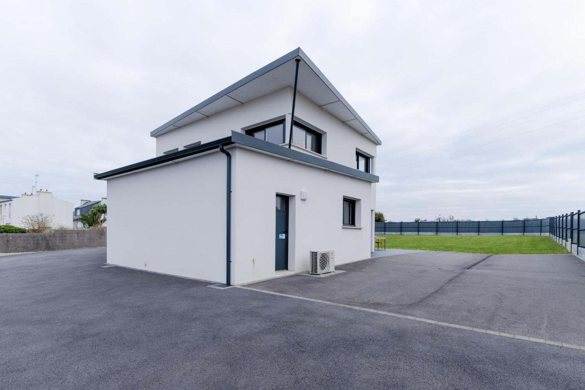 Ker Stivell - Superbe Maison Neuve A 2 Pas De La Mer Landunvez Esterno foto